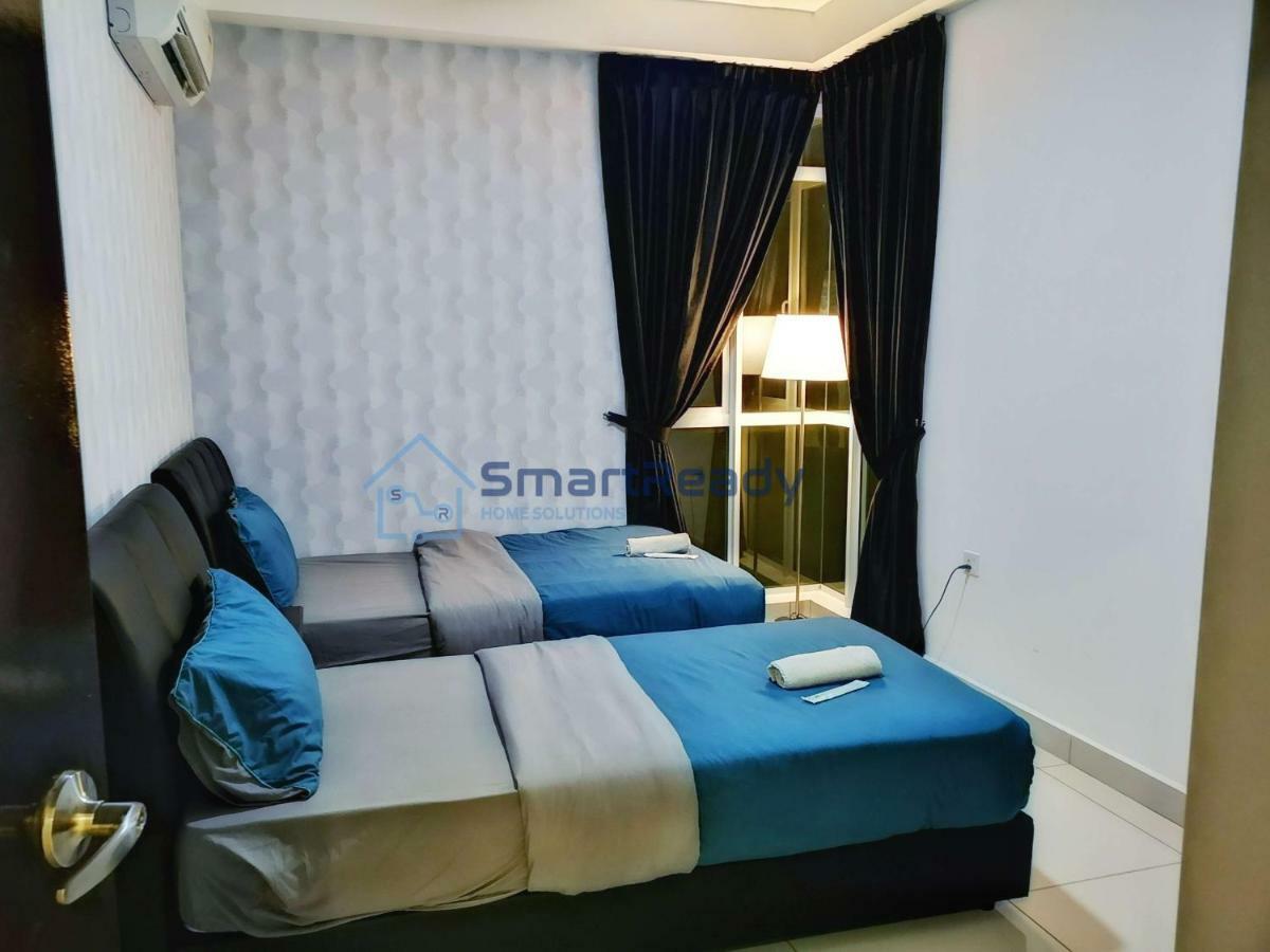 Residences At Daya By Sr Home Johor Bahru Exterior photo