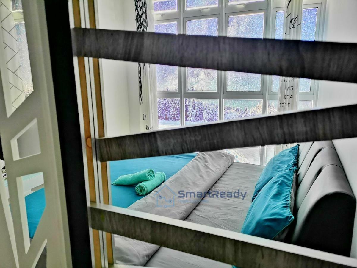 Residences At Daya By Sr Home Johor Bahru Exterior photo