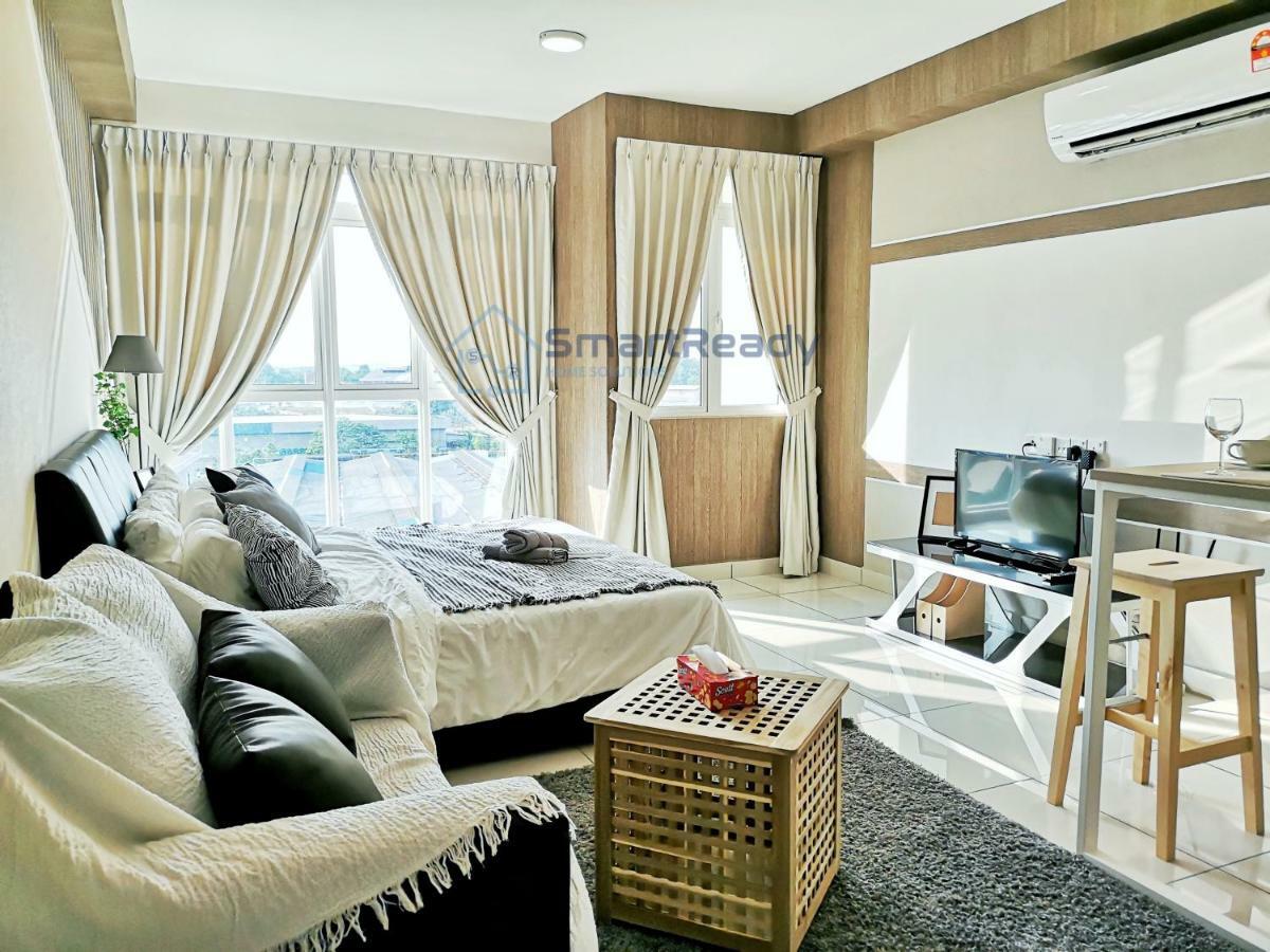 Residences At Daya By Sr Home Johor Bahru Exterior photo